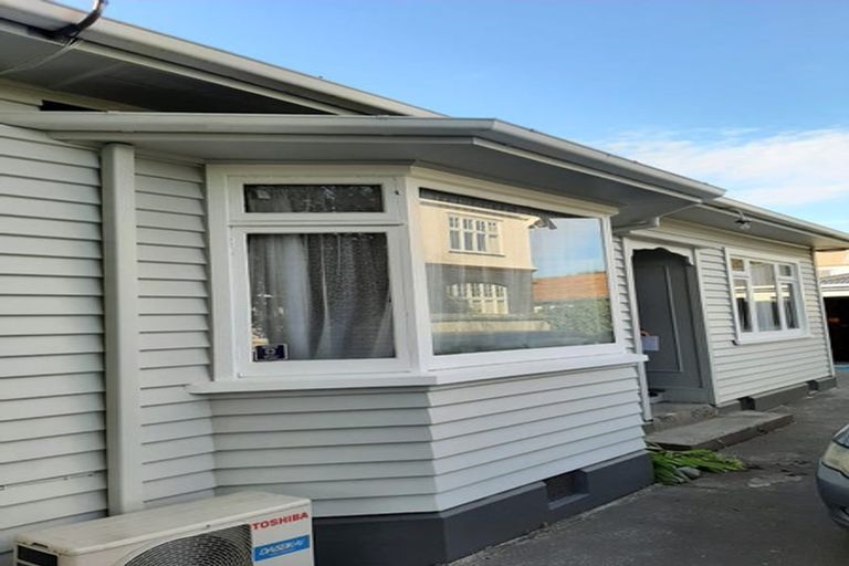 Photo of property in 118 Holly Road, St Albans, Christchurch, 8014