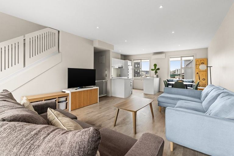 Photo of property in The Terraces, 34/9 Humber Street, Pandora, Napier, 4110