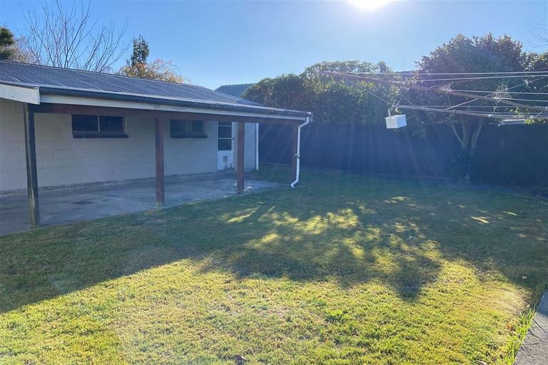 Photo of property in 91 Oakhampton Street, Hornby, Christchurch, 8042