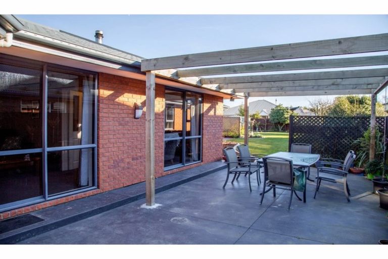 Photo of property in 18 Durrell Way, Rolleston, 7614