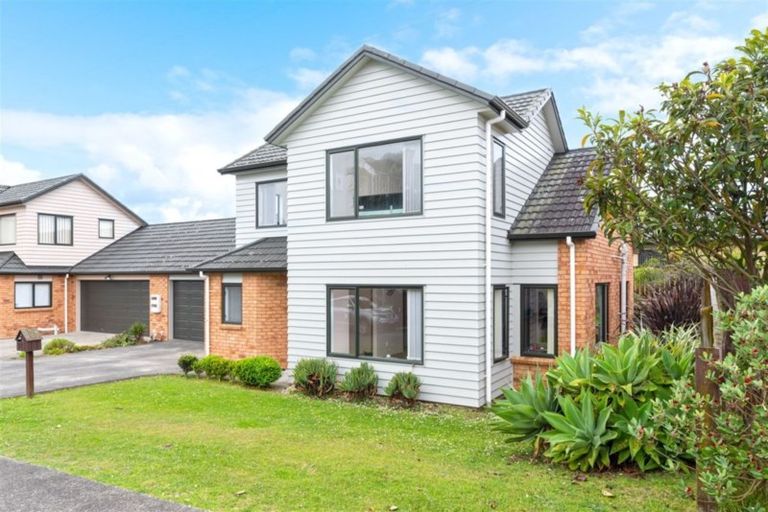 Photo of property in 10 Whitbourne Heights, Manurewa, Auckland, 2105