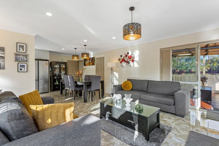 Photo of property in 8 Jelicich Court, Henderson, Auckland, 0612