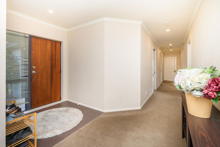 Photo of property in 161 Pacific Drive, Fitzherbert, Palmerston North, 4410