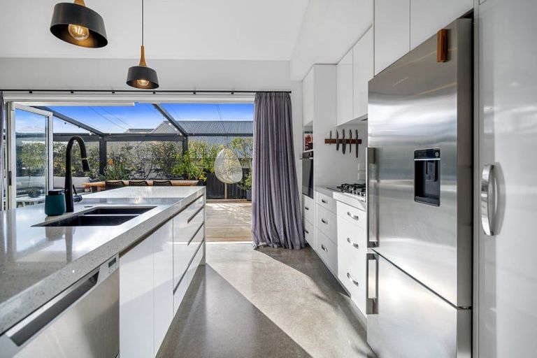 Photo of property in 227 Lakes Boulevard, Pyes Pa, Tauranga, 3112