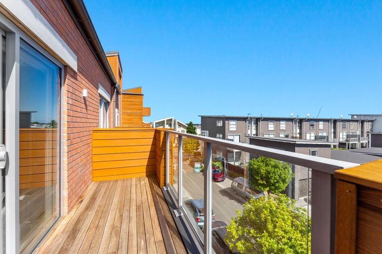 Photo of property in 205/160c Hobsonville Point Road, Hobsonville, Auckland, 0616