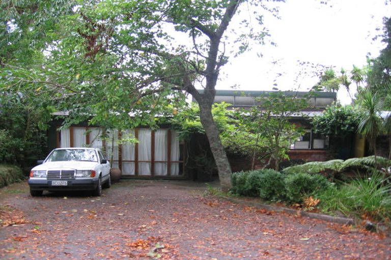 Photo of property in 80a Park Road, Titirangi, Auckland, 0604