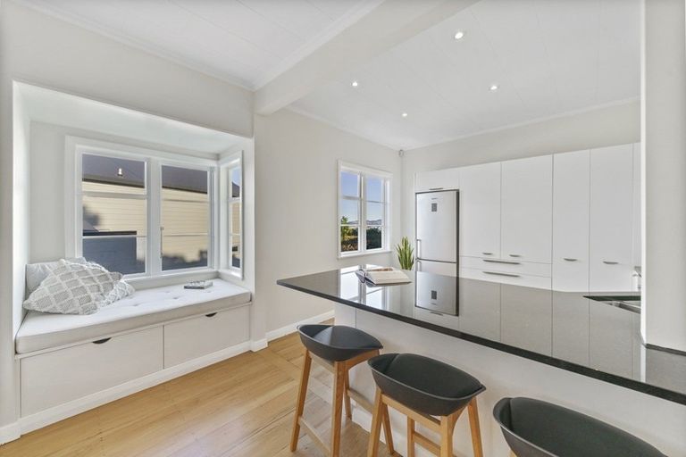 Photo of property in 23a Ravi Street, Khandallah, Wellington, 6035