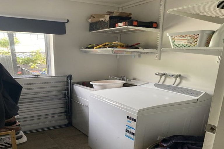 Photo of property in 8 Westra View, Tawa, Wellington, 5028