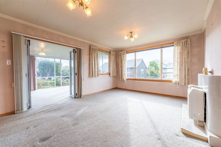 Photo of property in 4 Avenue Road, West End, Timaru, 7910
