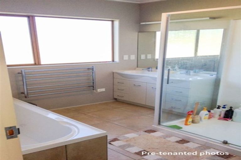 Photo of property in 6a Quo Vadis Place, Red Beach, 0932