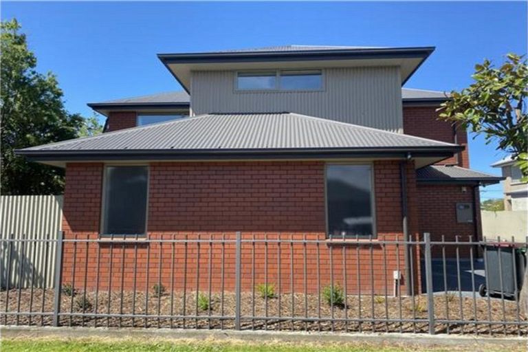 Photo of property in 382a Selwyn Street, Addington, Christchurch, 8024