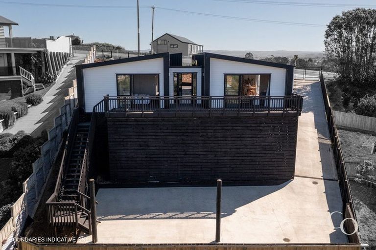 Photo of property in 79 Kaitemako Road, Welcome Bay, Tauranga, 3112