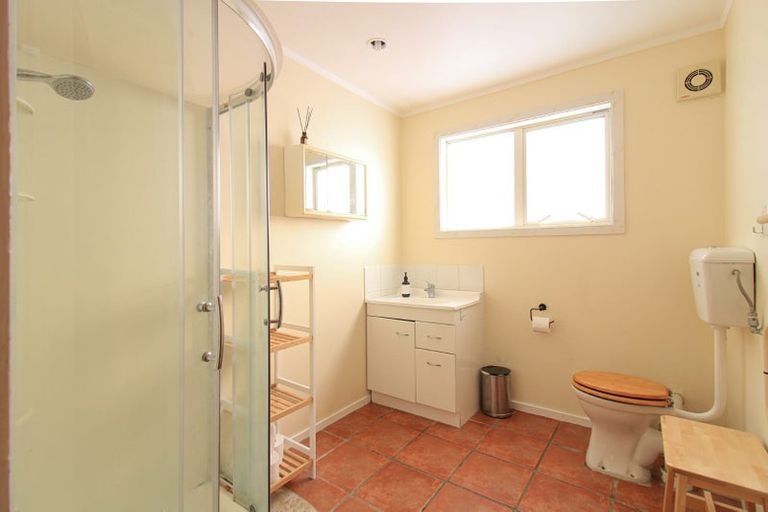 Photo of property in 30f4 Lyall Parade, Lyall Bay, Wellington, 6022