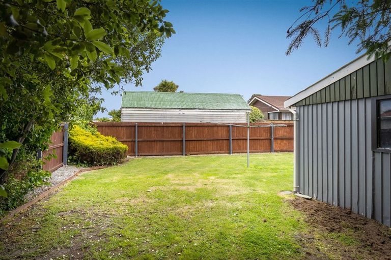 Photo of property in 31 Witham Street, Hornby, Christchurch, 8042