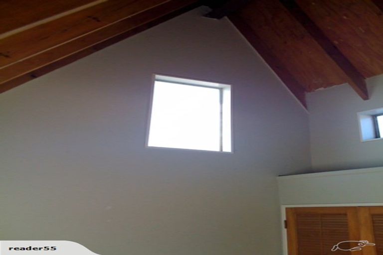 Photo of property in 74f6 Freyberg Street, Lyall Bay, Wellington, 6022