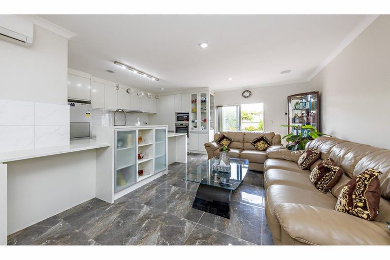 Photo of property in 4 Cahir Place, Flat Bush, Auckland, 2019