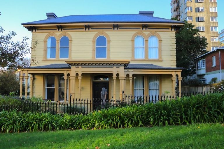 Photo of property in 5 Youngs Lane, Te Aro, Wellington, 6011