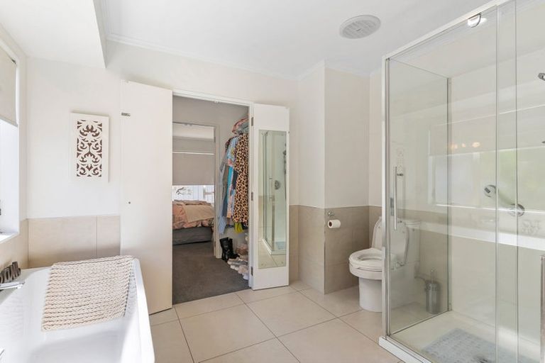 Photo of property in 1/20 Solana Court, Botany Downs, Auckland, 2010