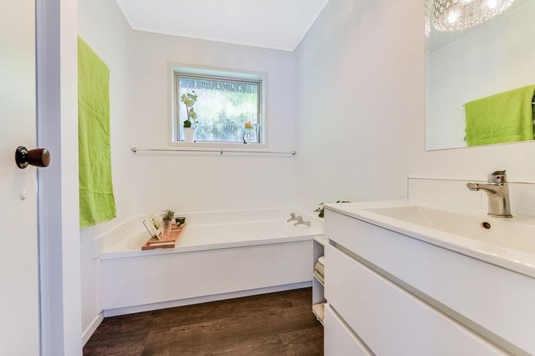 Photo of property in 13 Cowen Place, Chartwell, Hamilton, 3210