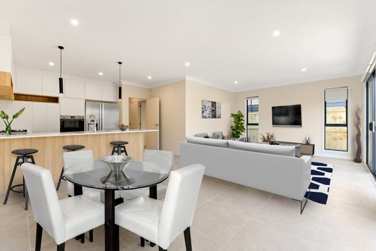 Photo of property in 60 Exmoor Road, Karaka, Papakura, 2113