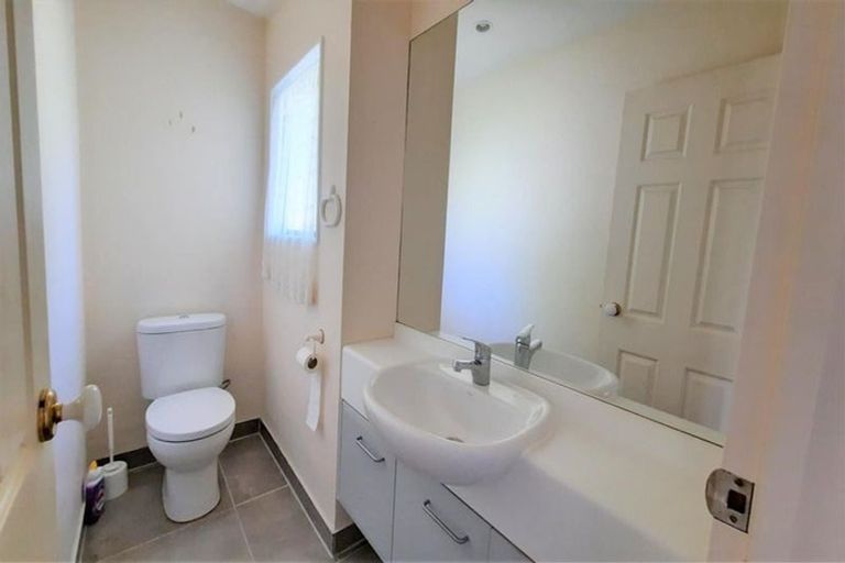 Photo of property in 7 Napa Court, Shamrock Park, Auckland, 2016