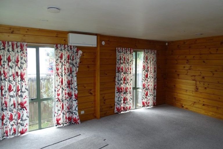 Photo of property in 27a Manuroa Road, Takanini, 2112