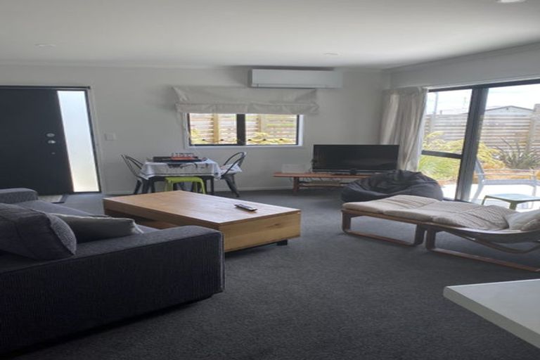 Photo of property in 1/71 Storey Avenue, Forest Lake, Hamilton, 3200