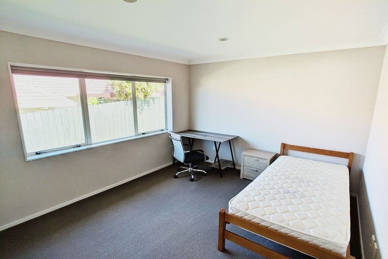 Photo of property in 25 Tralee Terrace, Dannemora, Auckland, 2016
