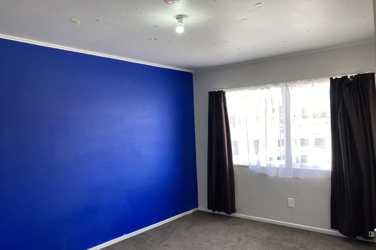 Photo of property in 49 Robertson Road, Favona, Auckland, 2024