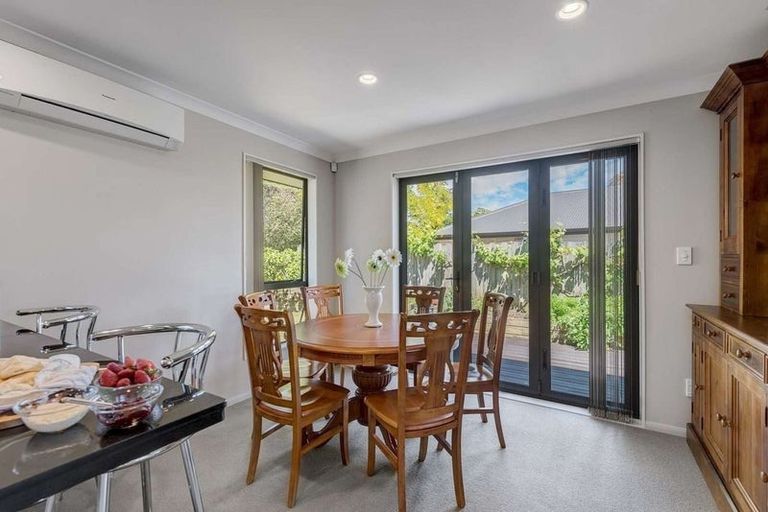 Photo of property in 20 Araminta Place, Beachlands, Auckland, 2018