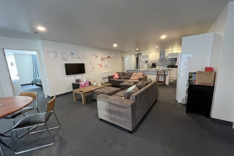 Photo of property in Hanson House, 27u4 Hanson Street, Mount Cook, Wellington, 6021