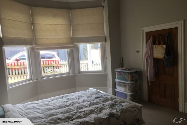 Photo of property in 29 Myrtle Crescent, Mount Cook, Wellington, 6021