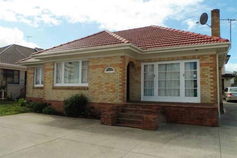 Photo of property in 490 Great South Road, Papatoetoe, Auckland, 2025