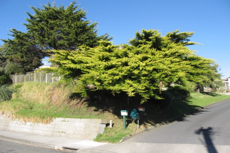 Photo of property in 65 Lupin Road, Otaki, 5512