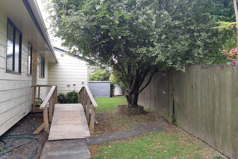 Photo of property in 56 Halberg Street, Glenfield, Auckland, 0629