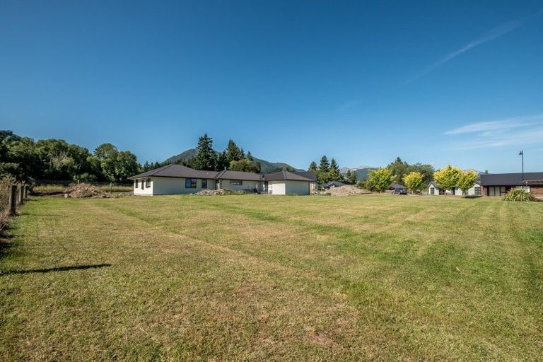 Photo of property in 15 Tennyson Close, Hanmer Springs, 7334