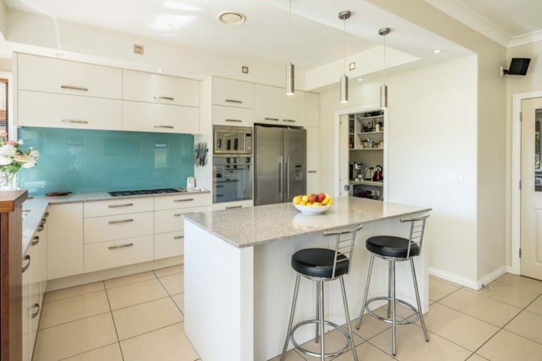 Photo of property in 57 Kotuku Drive, Paraparaumu Beach, Paraparaumu, 5032