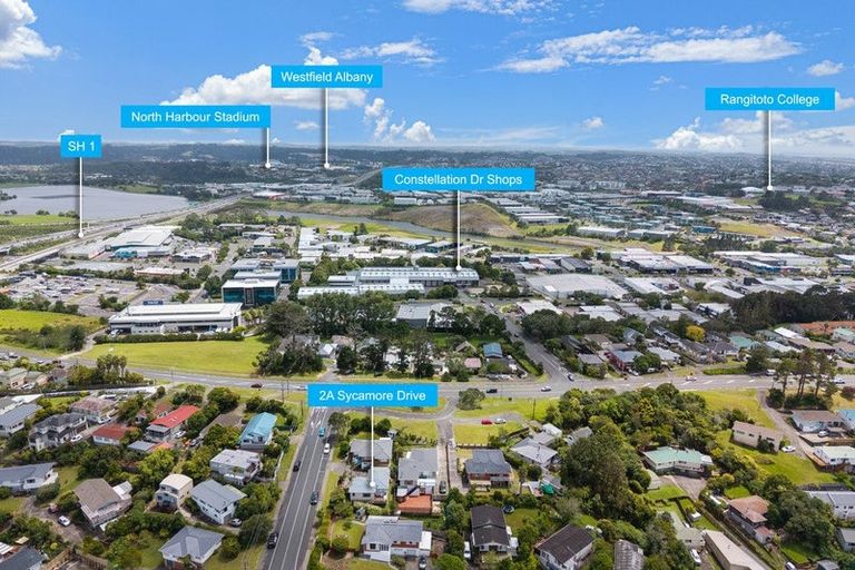 Photo of property in 2a Sycamore Drive, Sunnynook, Auckland, 0620