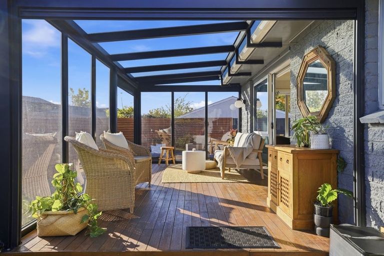 Photo of property in 42 Trafford Street, Harewood, Christchurch, 8051