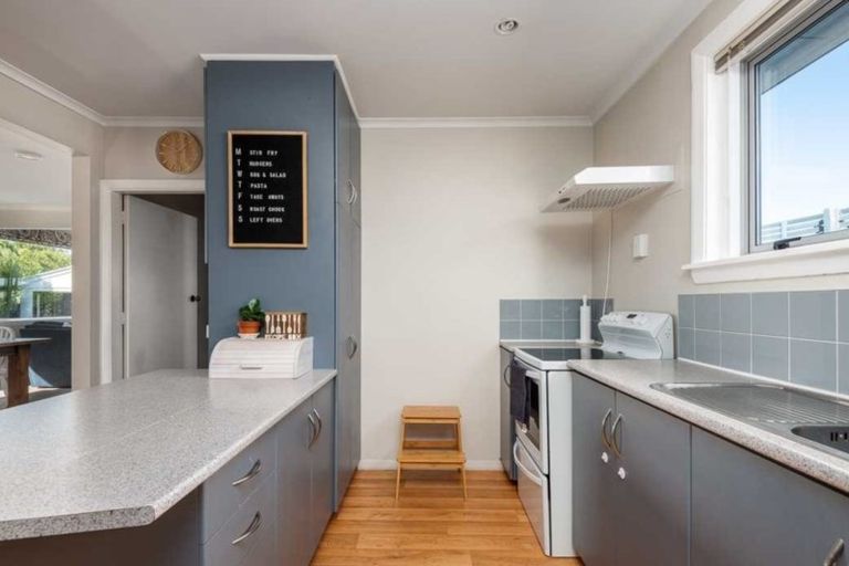 Photo of property in 42 Croziers Road, St Albans, Christchurch, 8052