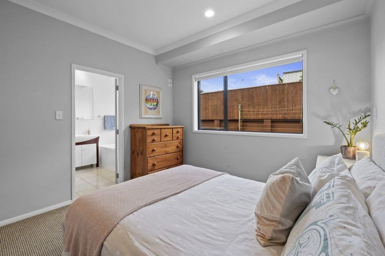 Photo of property in 176a Heta Road, Highlands Park, New Plymouth, 4312