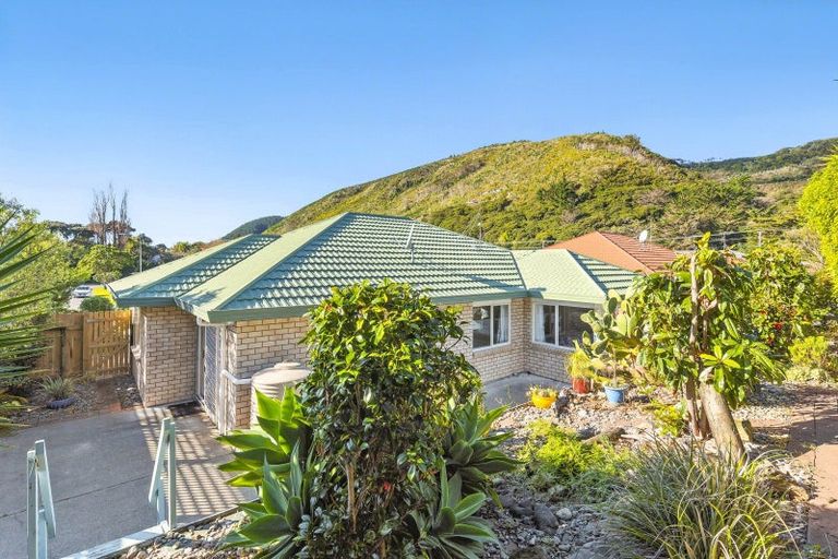 Photo of property in 27 Villa Grove, Paraparaumu, 5032