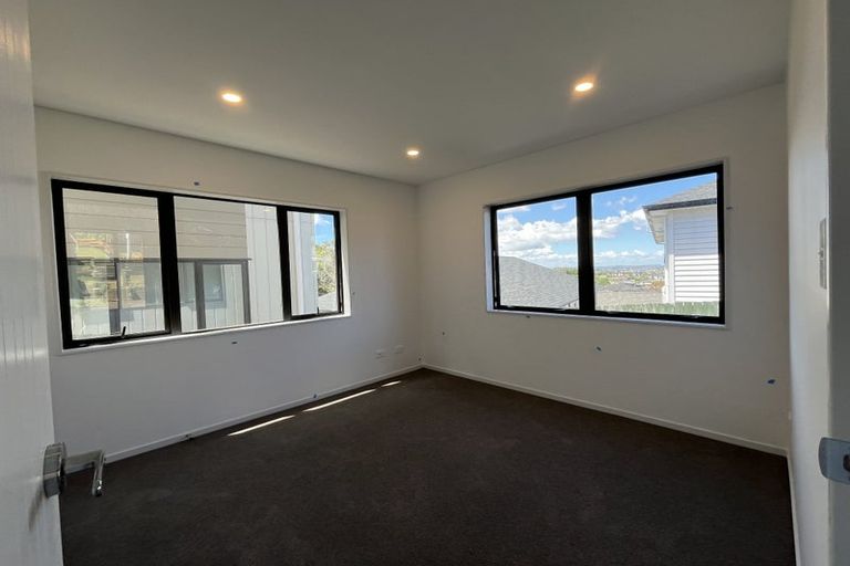 Photo of property in 10c Mantra Road, Massey, Auckland, 0614