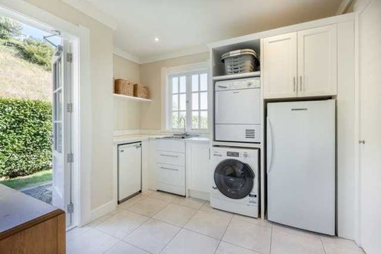 Photo of property in 155 Durham Drive, Havelock North, 4130