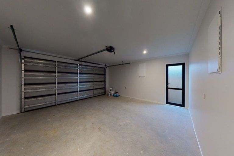 Photo of property in 12 Oldfield Lane, Marton, 4710