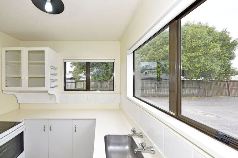 Photo of property in 6/96 Poulson Street, Addington, Christchurch, 8024