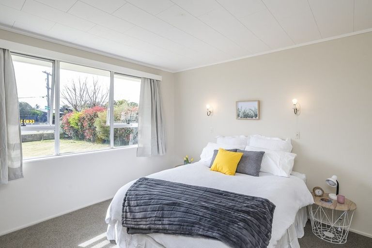 Photo of property in 86 Gray Avenue, Paraparaumu Beach, Paraparaumu, 5032