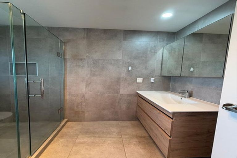 Photo of property in 94a Alton Avenue, Hillcrest, Auckland, 0627