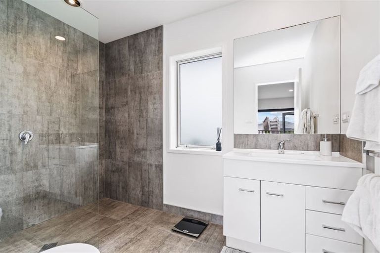 Photo of property in 8 Heartstone Place, Te Kamo, Kamo, 0185