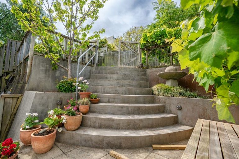 Photo of property in 5 Armour Avenue, Mount Victoria, Wellington, 6011